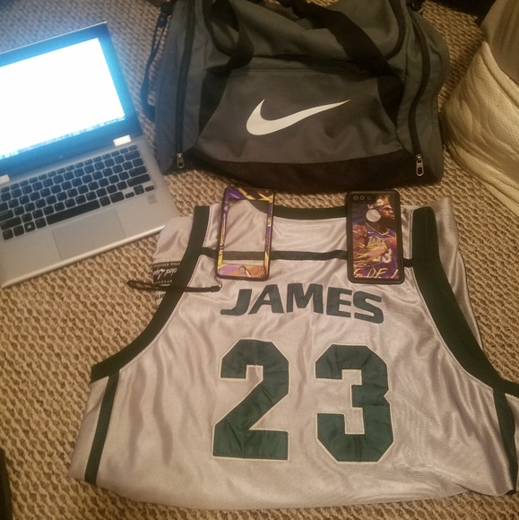 Package - Picture 1 of 1